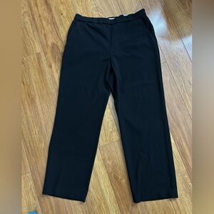 Dana Buchman Straight Leg Black Dress Pants with pockets Size 14 Short